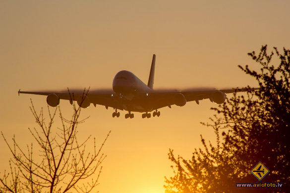 Airbus A380-842